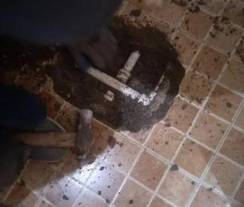 上城卫生间漏水维修公司为您分享下卫生间渗水如何处理及注意事项