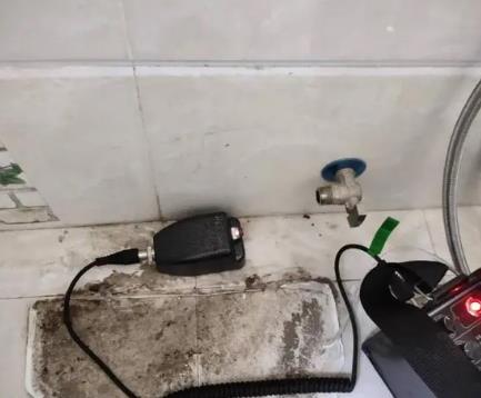 上城屋顶漏水维修公司分享下卫生间漏水的危害及解决方法